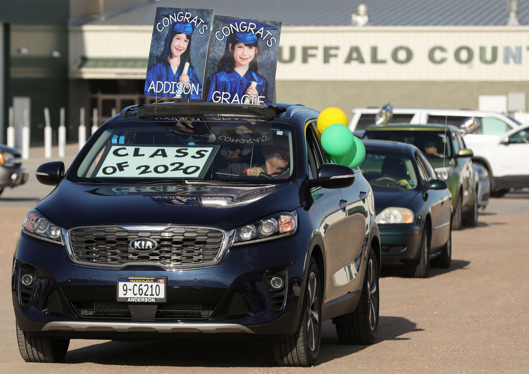 KCHS senior drive-thru